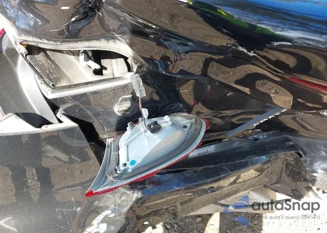 2018 Ford Focus Sel z USA, uszkodzony, nr VIN 1FADP3H2XJL309114